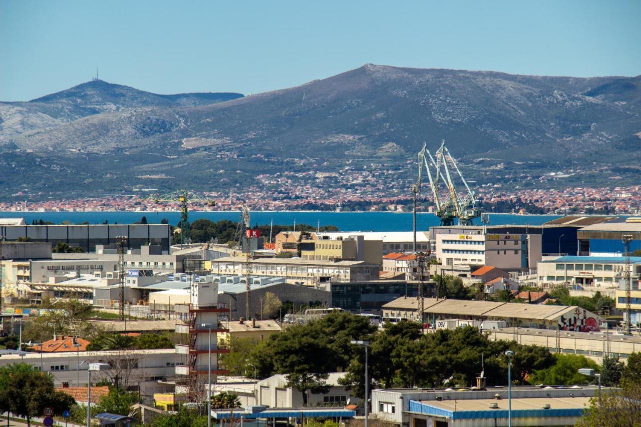 Bura2 , With Private Parking In The Garage Διαμέρισμα Σπλιτ Εξωτερικό φωτογραφία